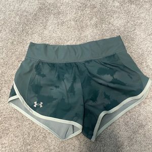 Under Armour Green shorts size medium